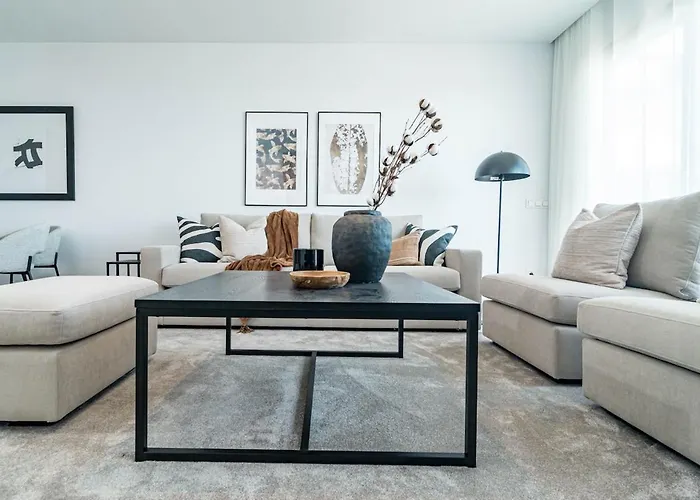 Lme9. F2 - Class Flat In Near Apartment *